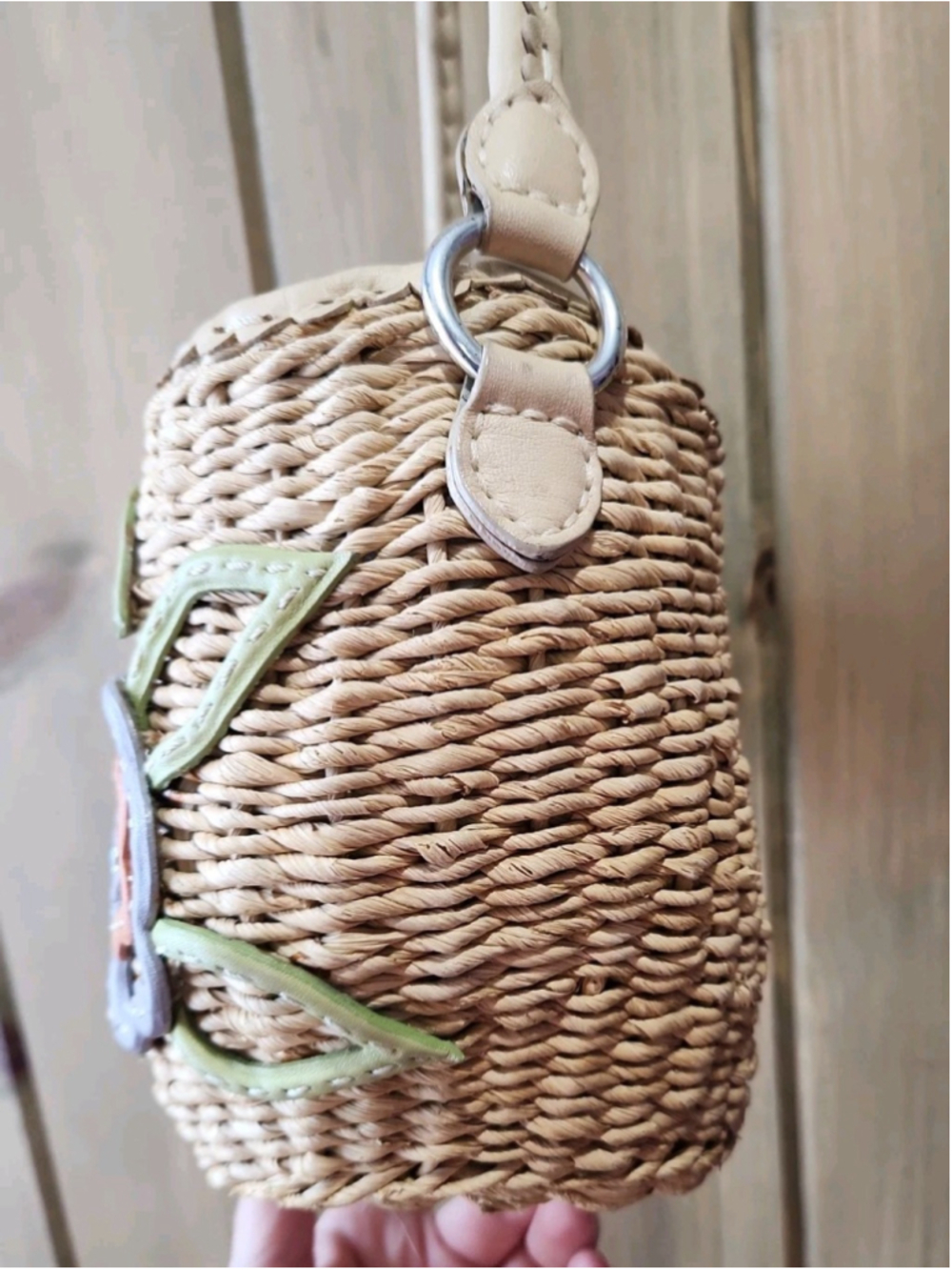Y2K Brighton Woven Straw & Leather Flowers Boho Bucket Bag, EUC - Picture 2 of 16